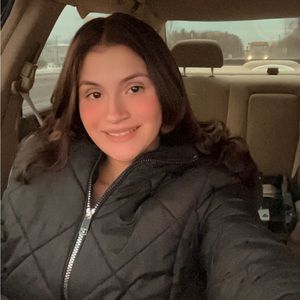 Meet your Posher, Neyshalie